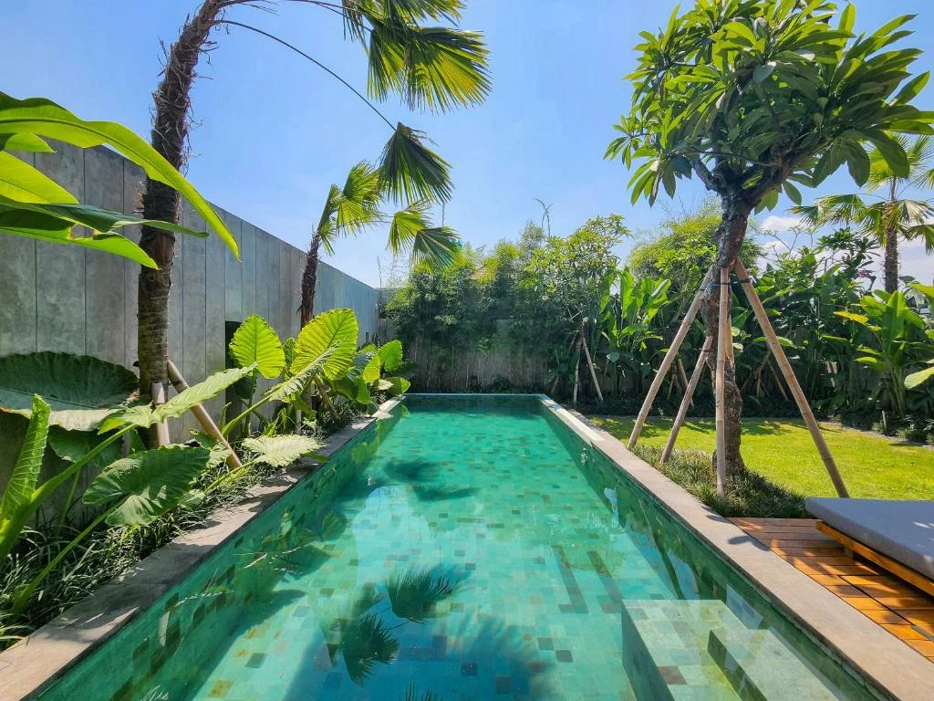 4-Bedroom Private Pool Villa Rental in Canggu – Luxurious Villa — image 4