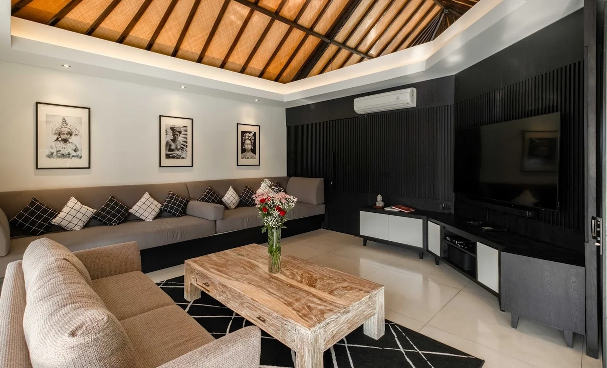 5-Bedroom Villa with Infinity Pool in Canggu – Luxurious Villa — image 15