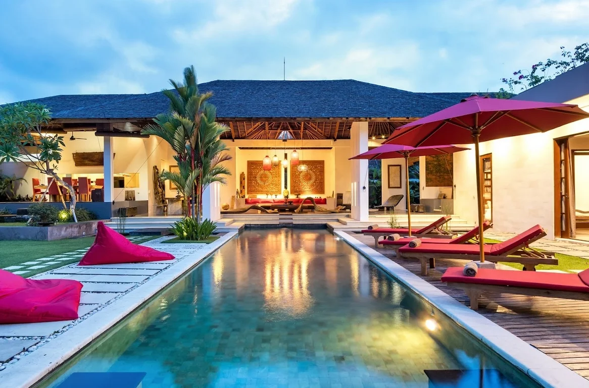 9-Bedroom Private Pool Villa Rental in Seminyak – Luxurious 9-Bedroom Estate — image 5