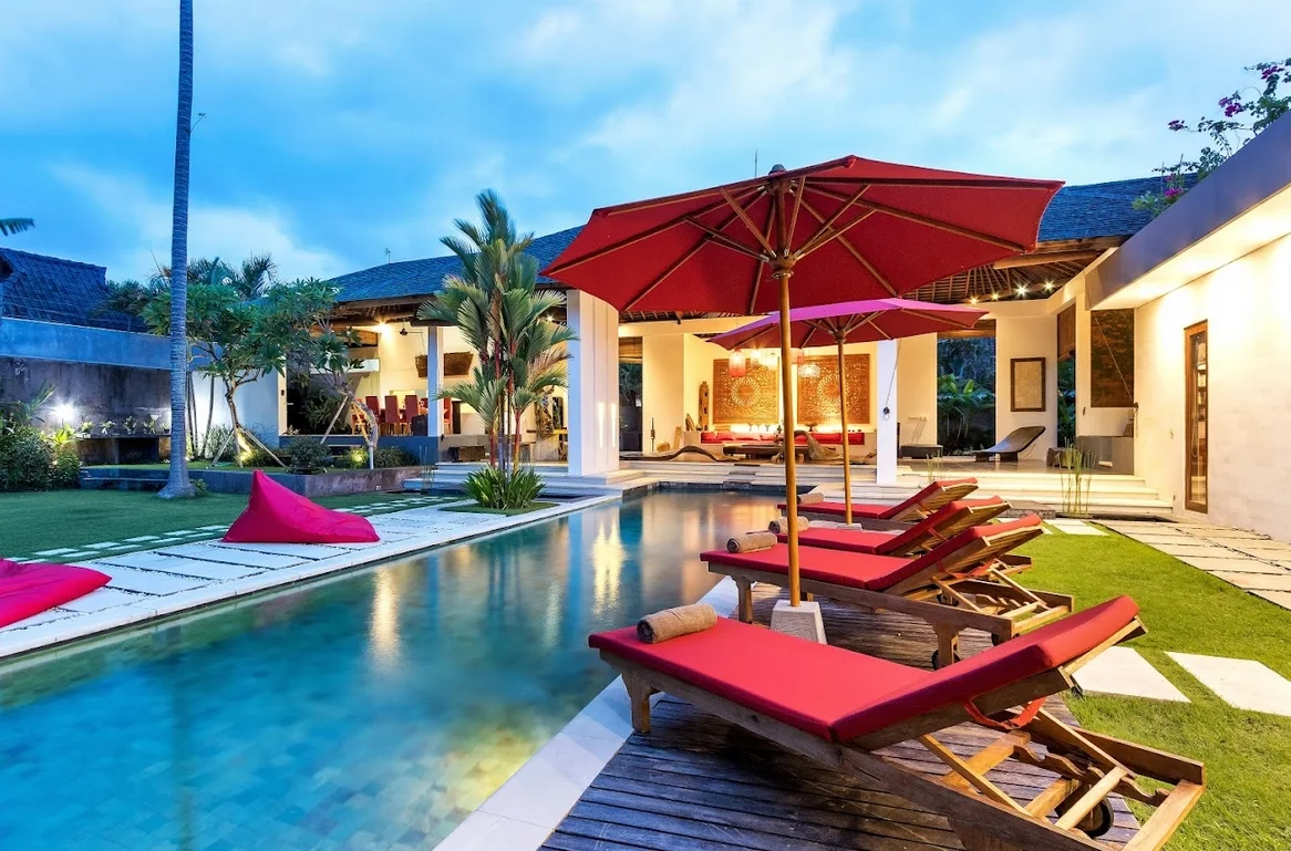 9-Bedroom Private Pool Villa Rental in Seminyak – Luxurious 9-Bedroom Estate — image 15