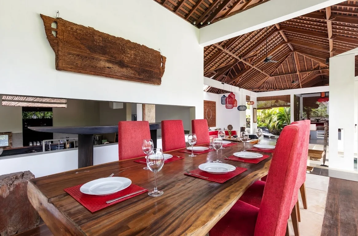 9-Bedroom Private Pool Villa Rental in Seminyak – Luxurious 9-Bedroom Estate — image 11