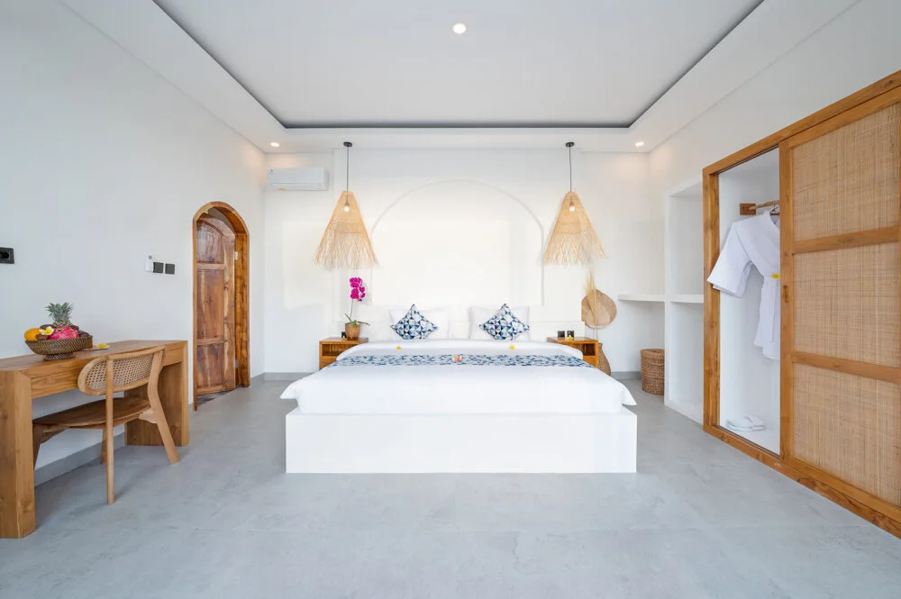 4-Bedroom Villa with Private Pool in Canggu – Luxury Tropical Villa — image 15