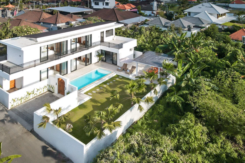 4-Bedroom Villa with Private Pool in Canggu – Luxury Tropical Villa — image 7