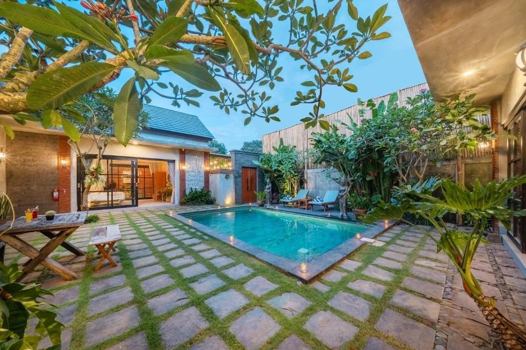 4-Bedroom Villa with Private Pool in Uluwatu – Luxury Villa — image 4
