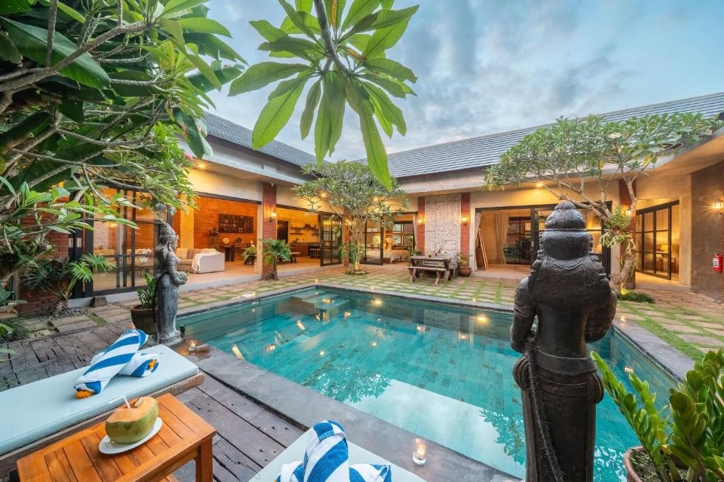 4-Bedroom Villa with Private Pool in Uluwatu – Luxury Villa — image 9