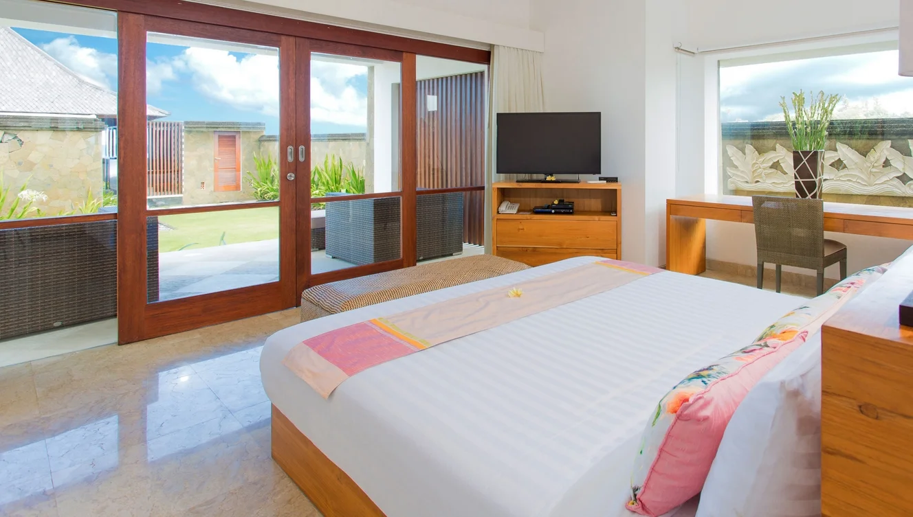 Luxury 6-Bedroom Beachfront Villa with Cinema, Gym & Pool – Ketewel, Bali – BALIVI5531 — image 14