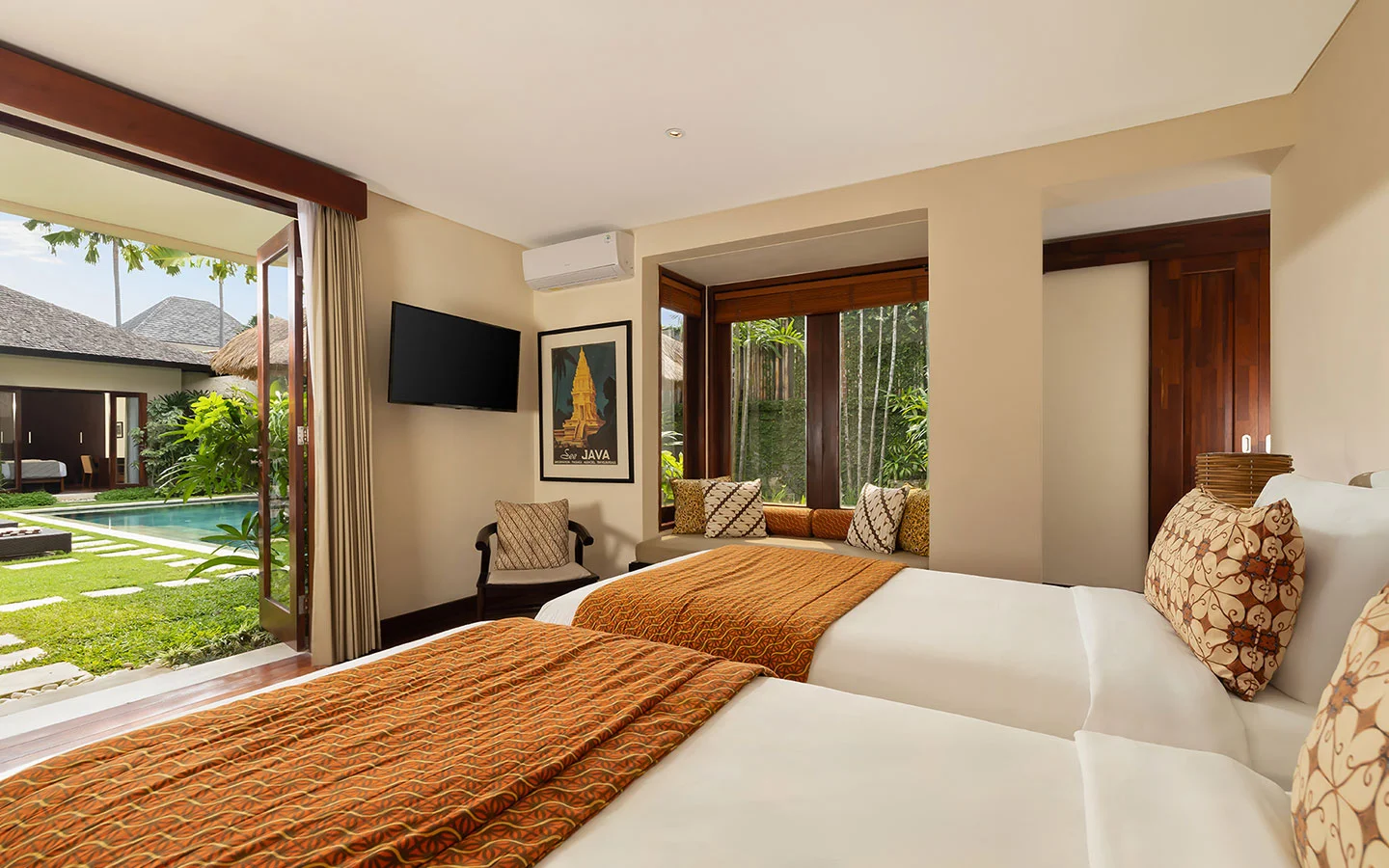Luxury 5BR Villa with Private Pool in Seminyak Bali — image 11