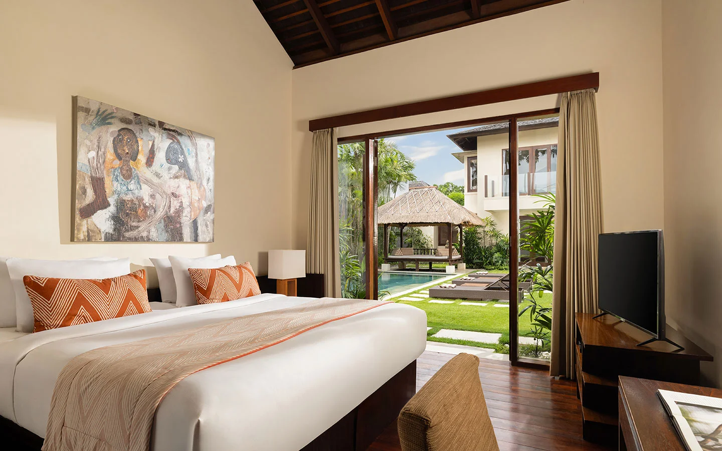 Luxury 5BR Villa with Private Pool in Seminyak Bali — image 9