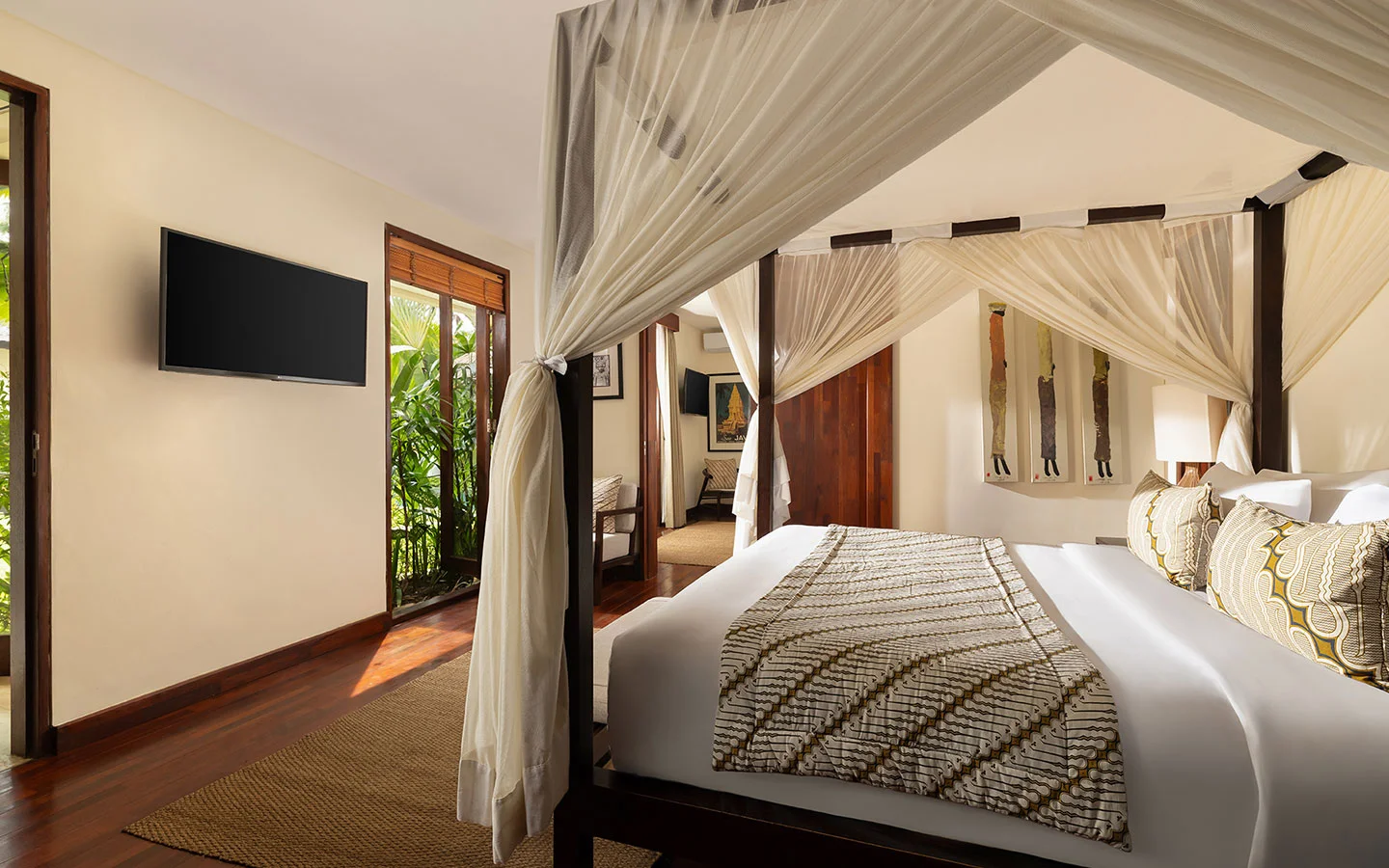 Luxury 5BR Villa with Private Pool in Seminyak Bali — image 8