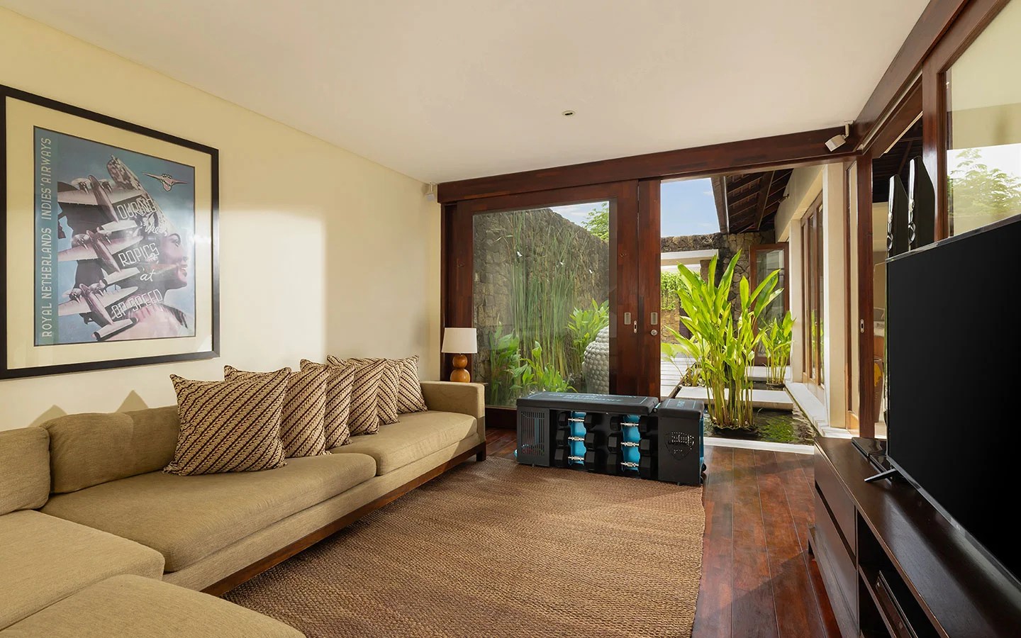 Luxury 5BR Villa with Private Pool in Seminyak Bali — image 19