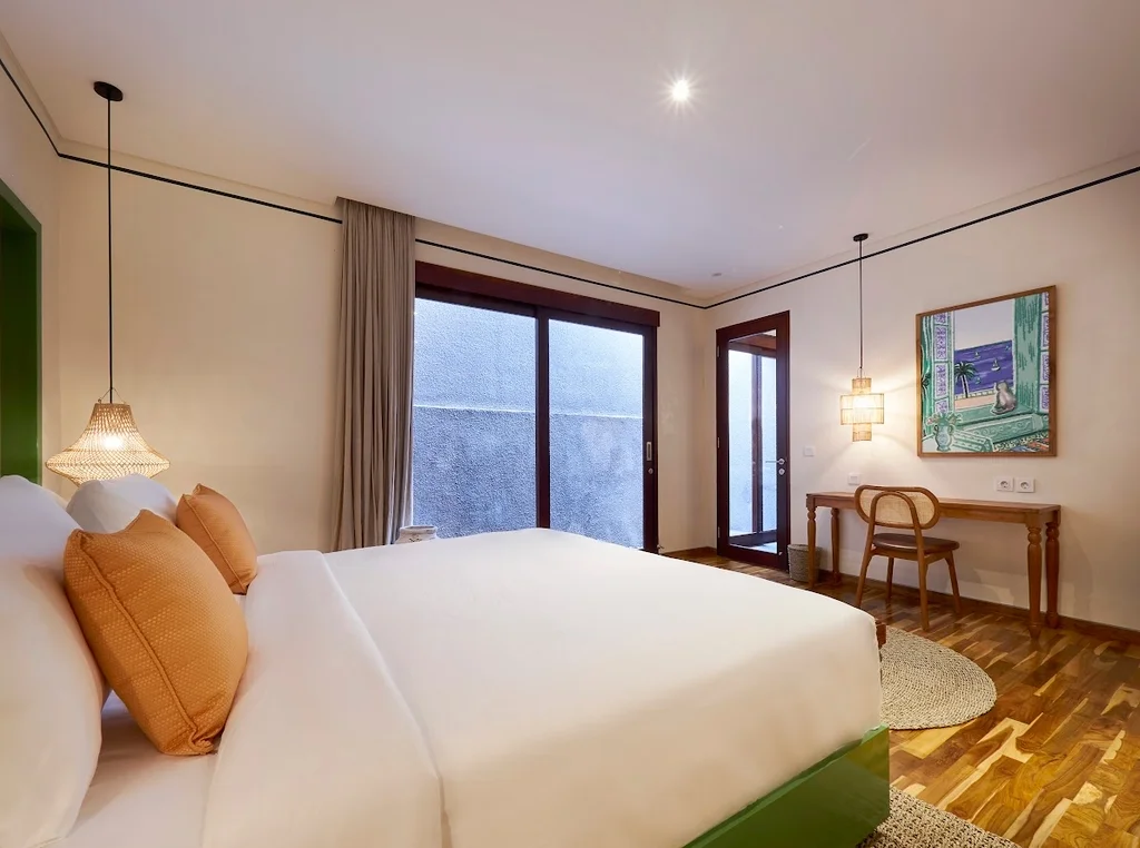 Modern 3-Bedroom Villa in Canggu – Private Pool & Near Batu Belig Beach — image 18