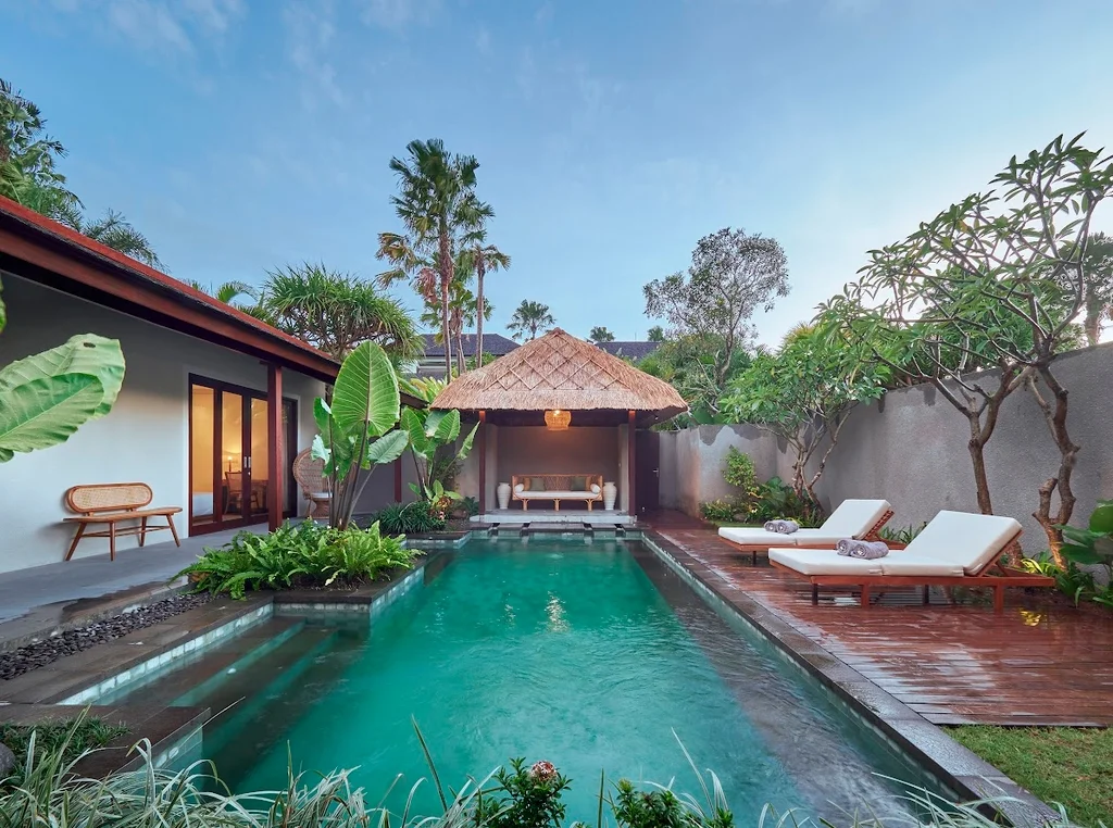 Modern 3-Bedroom Villa in Canggu – Private Pool & Near Batu Belig Beach — image 11