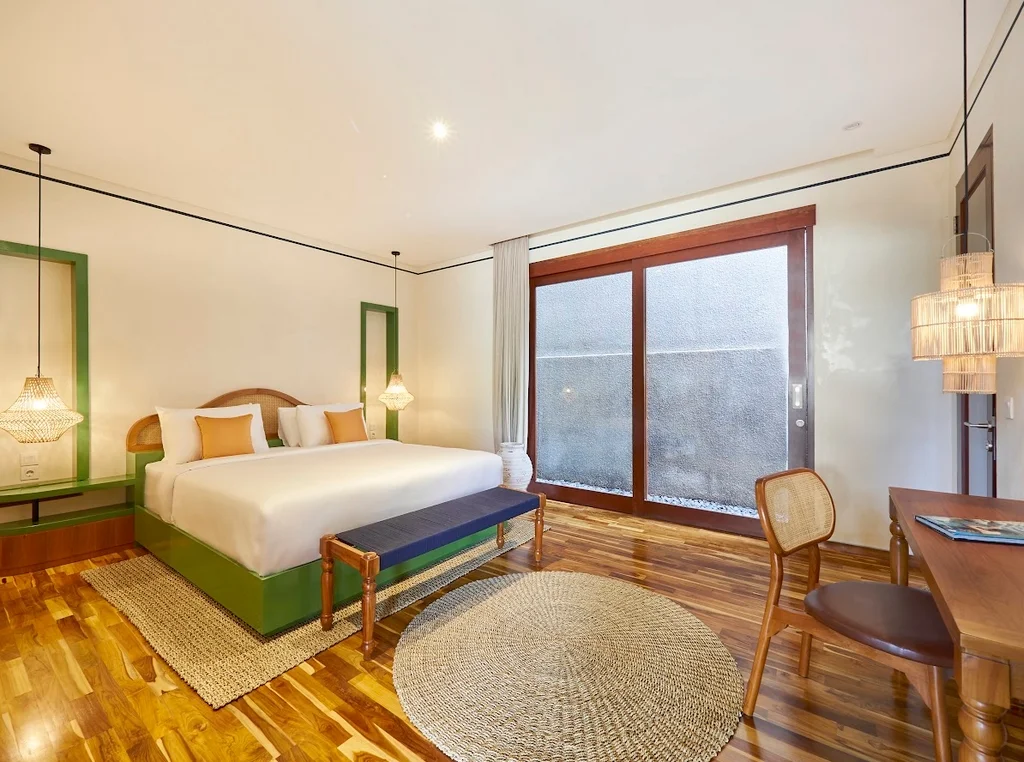 Modern 3-Bedroom Villa in Canggu – Private Pool & Near Batu Belig Beach — image 12