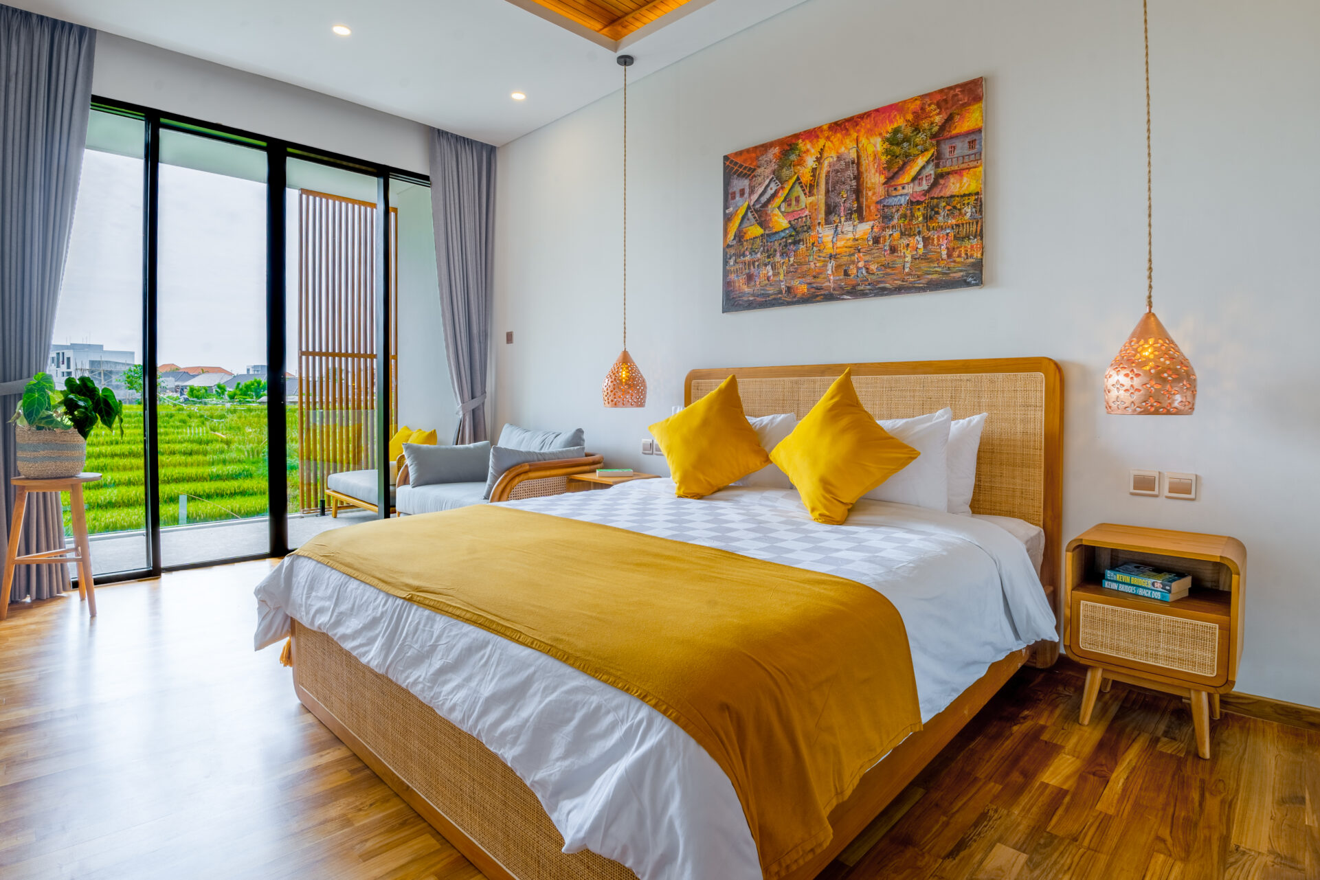 Modern 3-Bedroom Rice Field Villa for Rent in Pererenan — image 11