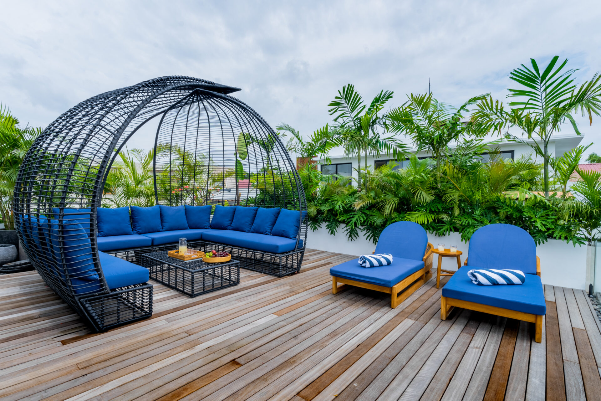 Modern 3-Bedroom Rice Field Villa for Rent in Pererenan — image 2