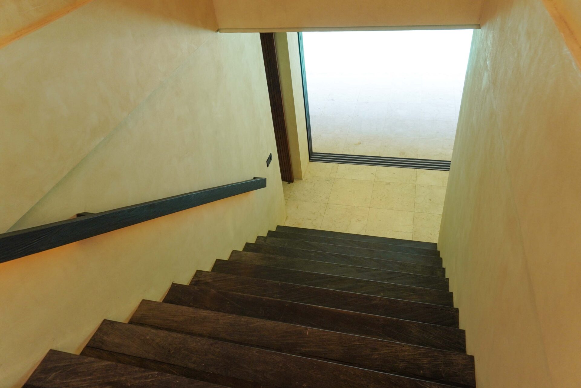 Modern 3-Bedroom Riverside Villa for Yearly Rent in Tumbak Bayuh — image 19