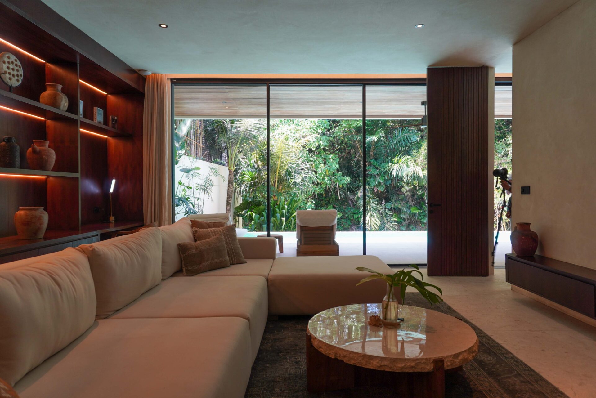 Modern 3-Bedroom Riverside Villa for Yearly Rent in Tumbak Bayuh — image 8