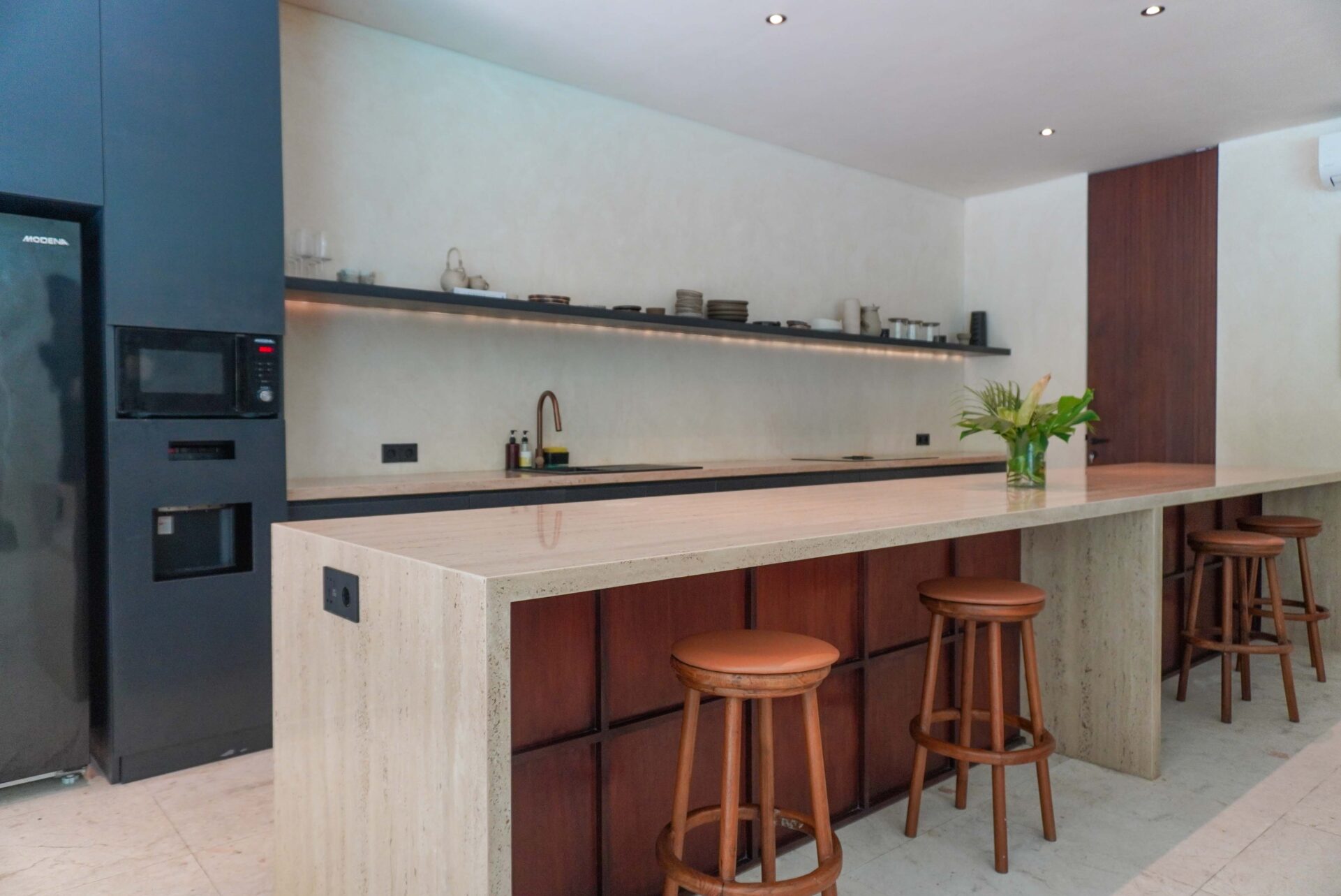 Modern 3-Bedroom Riverside Villa for Yearly Rent in Tumbak Bayuh — image 13