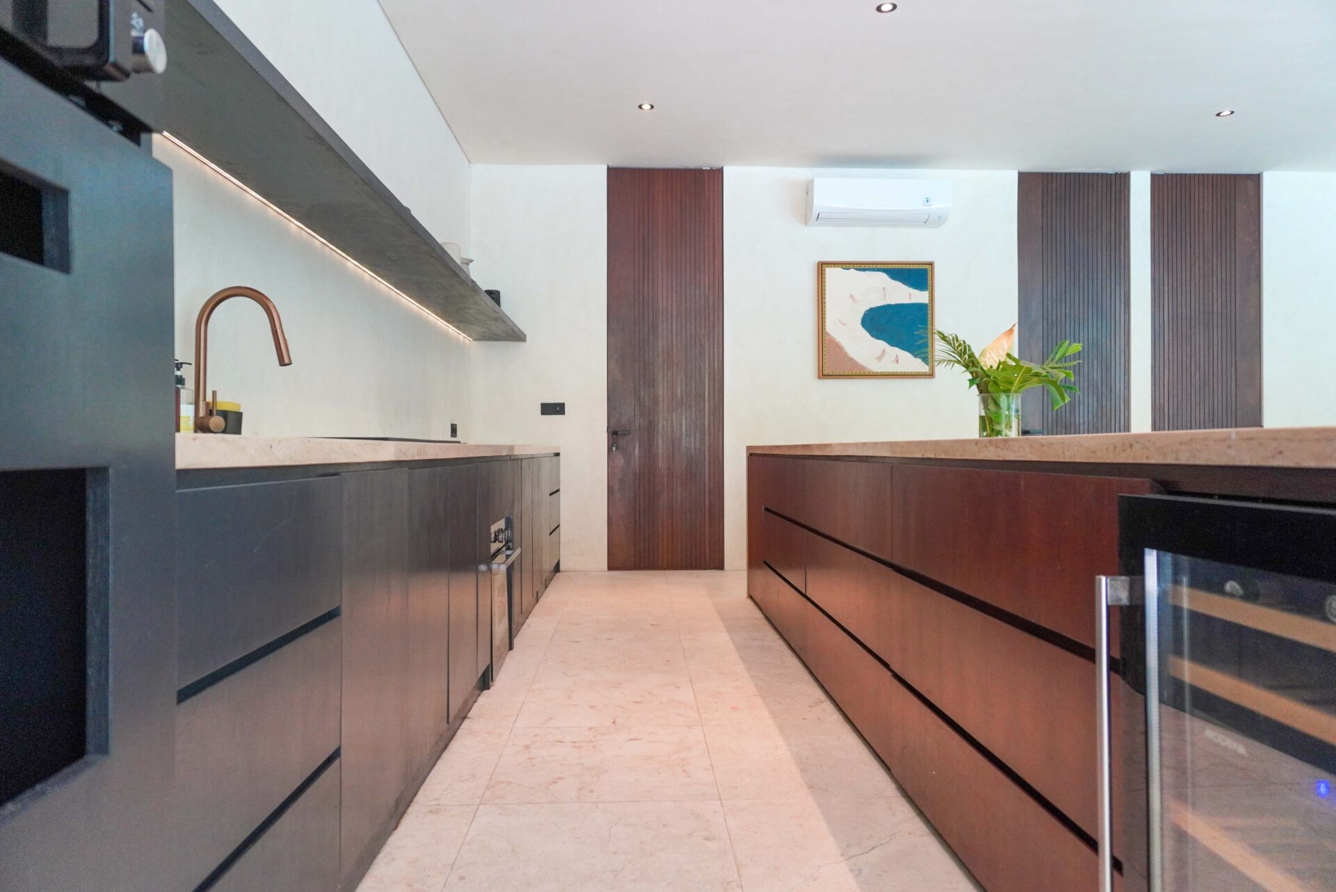 Modern 3-Bedroom Riverside Villa for Yearly Rent in Tumbak Bayuh — image 14