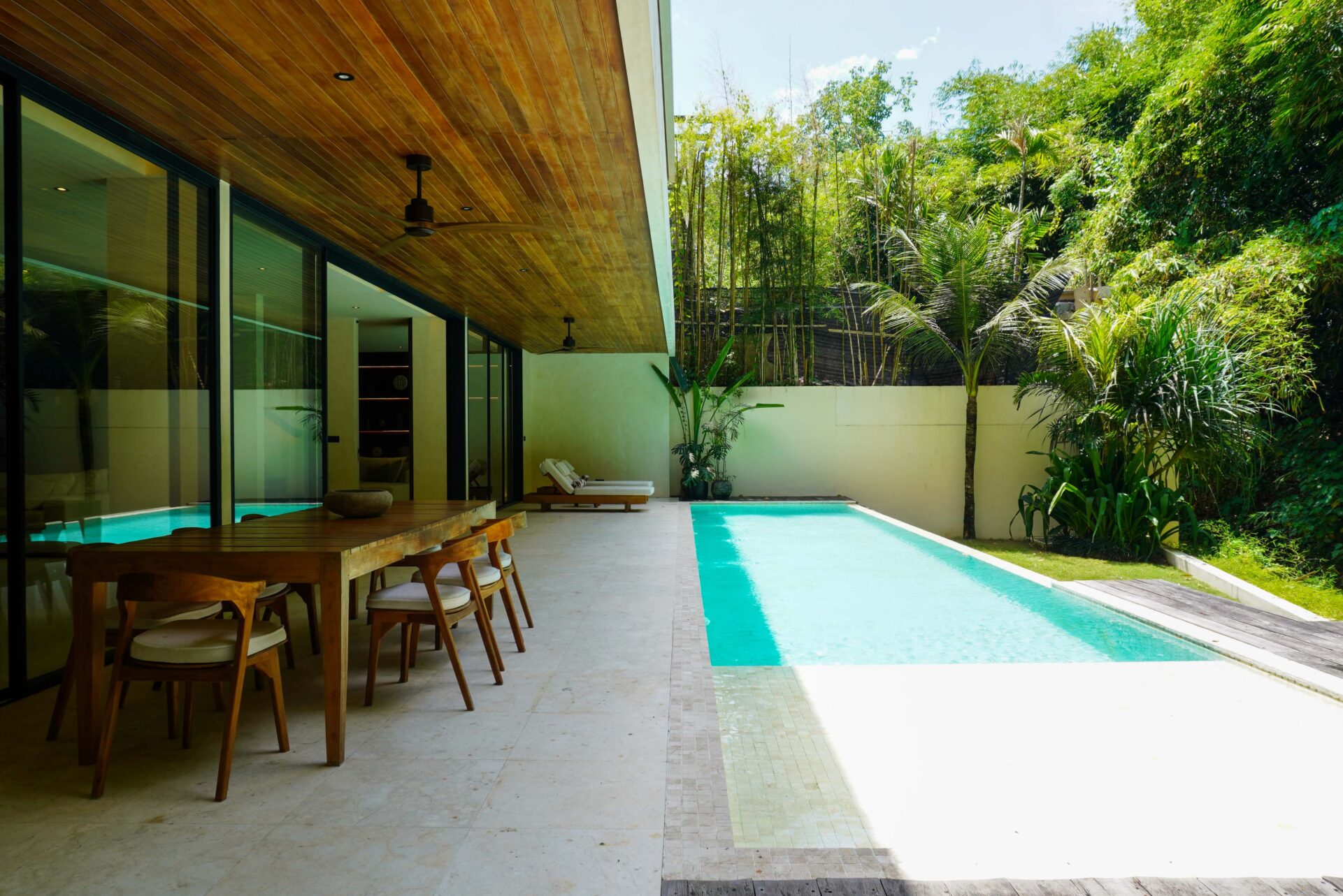 Modern 3-Bedroom Riverside Villa for Yearly Rent in Tumbak Bayuh — image 2