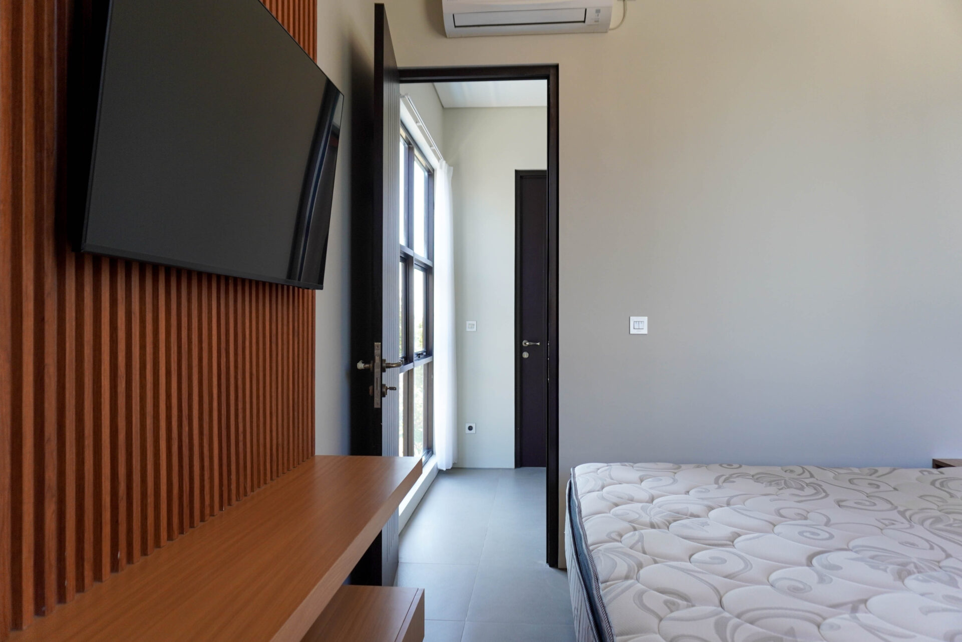 Modern 3-Bedroom Villa for Yearly Rent in Jimbaran — image 13