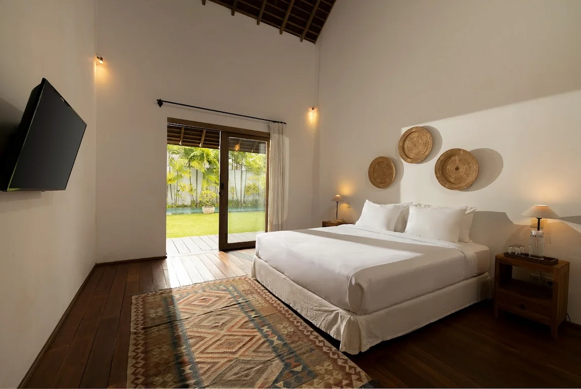 Modern 3-Bedroom Villa with Swimming Pool in Umalas — image 9