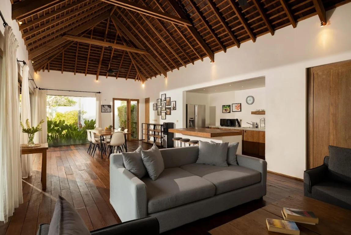 Modern 3-Bedroom Villa with Swimming Pool in Umalas — image 6