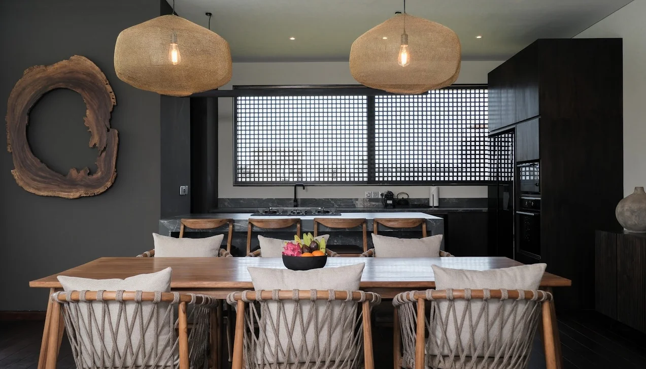 3-Bedroom Villa with Rooftop Pool in Pererenan Canggu – Modern Villa — image 11