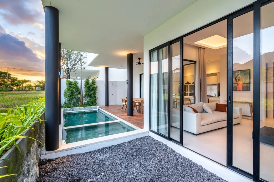 3-Bedroom Private Pool Villa Rental in Berawa Canggu – Modern Villa — image 3