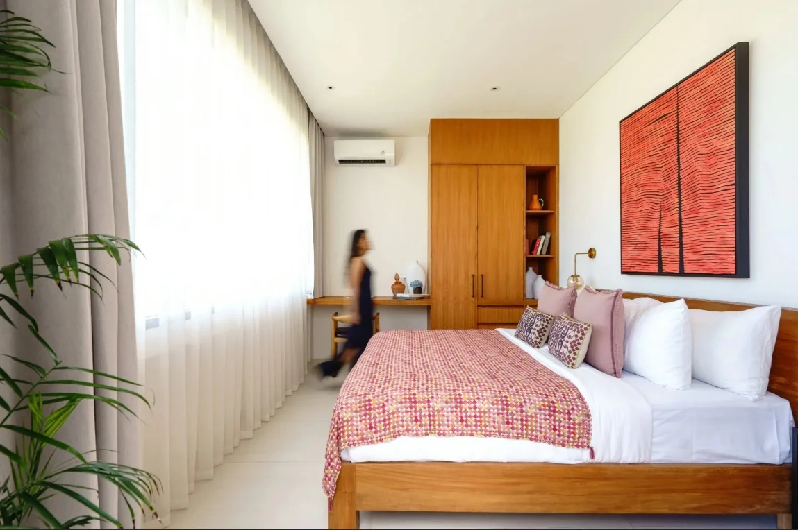 3-Bedroom Private Pool Villa Rental in Berawa Canggu – Modern Villa — image 9