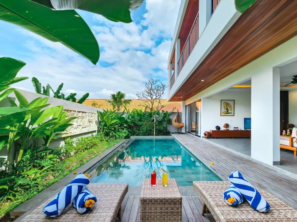 4-Bedroom Modern Villa with Private Pool in Canggu – Modern Villa — image 4