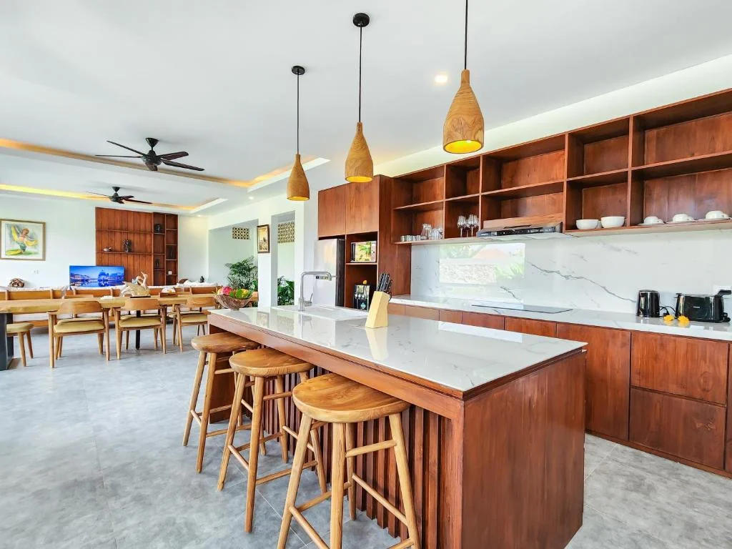 4-Bedroom Modern Villa with Private Pool in Canggu – Modern Villa — image 16