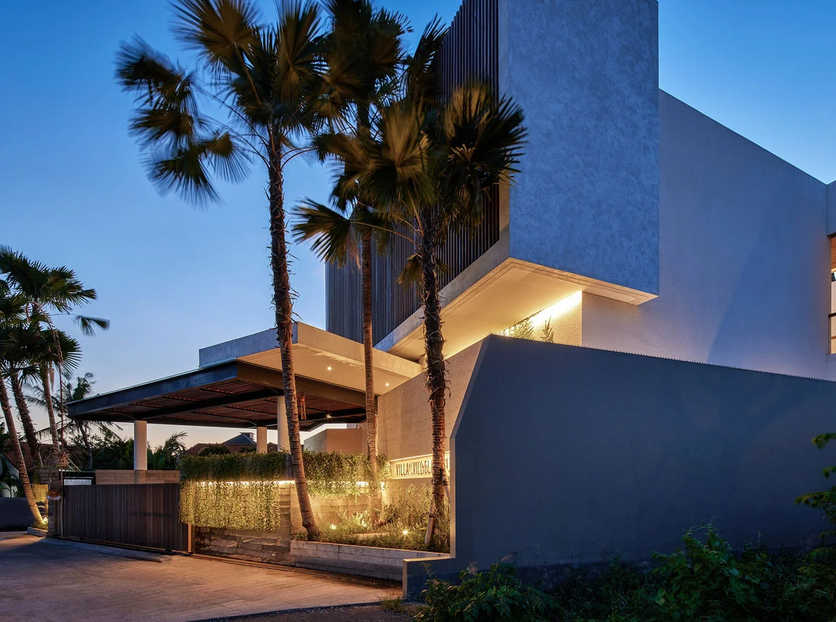Luxury 6-Bedroom Smart Villa in Canggu – 34m Infinity Pool, Rooftop & Outdoor Cinema — image 3