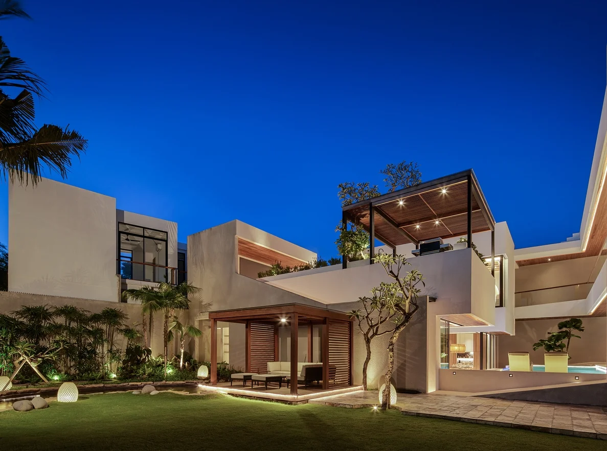 Luxury 6-Bedroom Smart Villa in Canggu – 34m Infinity Pool, Rooftop & Outdoor Cinema — image 5