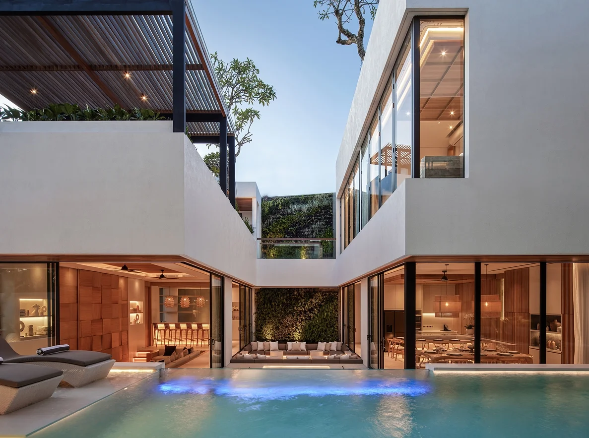 Luxury 6-Bedroom Smart Villa in Canggu – 34m Infinity Pool, Rooftop & Outdoor Cinema | BVI67333