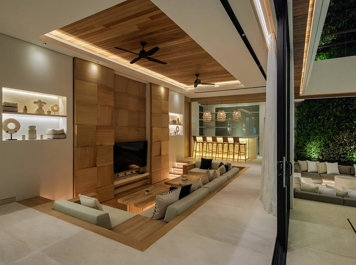 Luxury 6-Bedroom Smart Villa in Canggu – 34m Infinity Pool, Rooftop & Outdoor Cinema — image 4