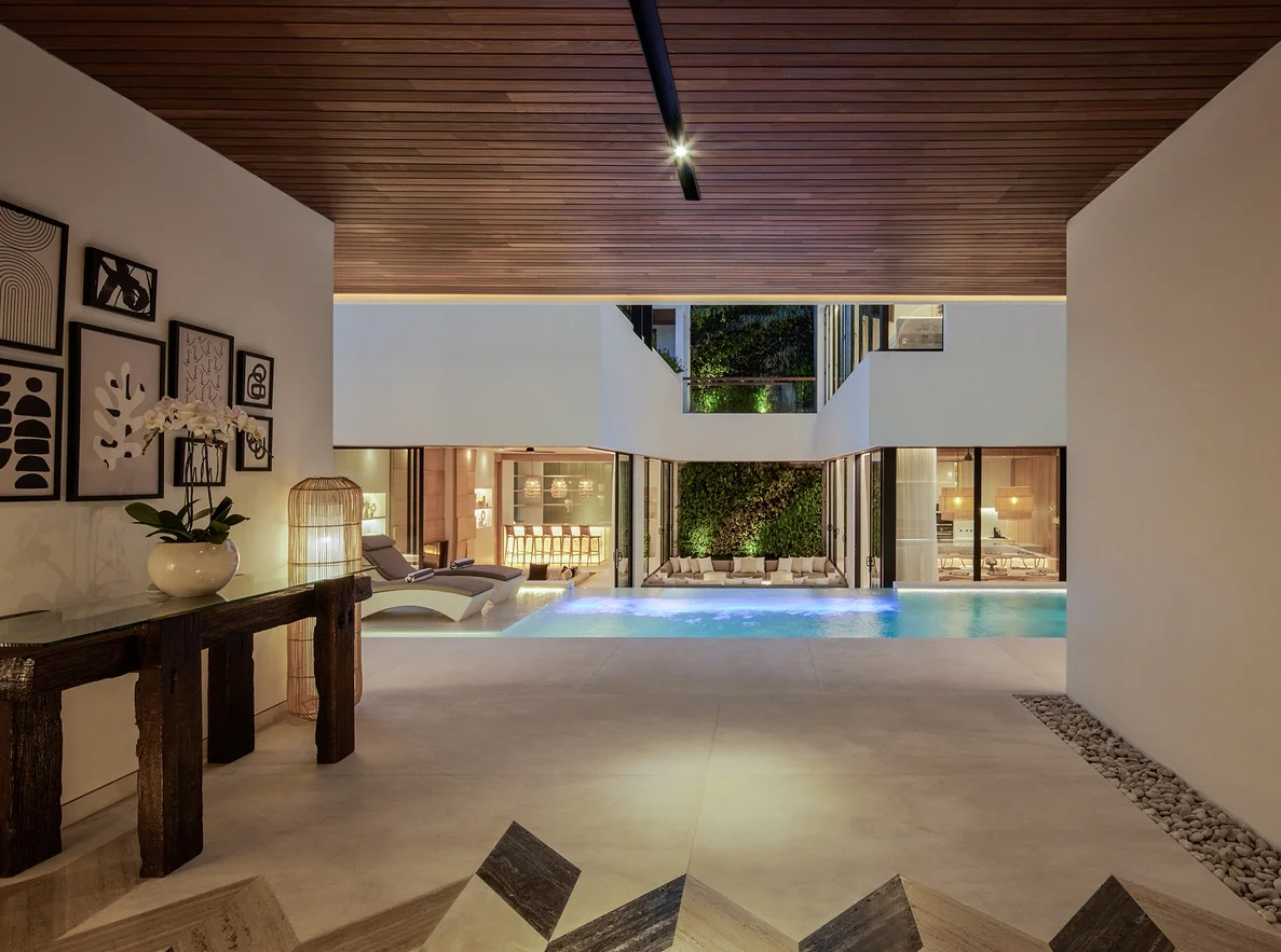 Luxury 6-Bedroom Smart Villa in Canggu – 34m Infinity Pool, Rooftop & Outdoor Cinema — image 7