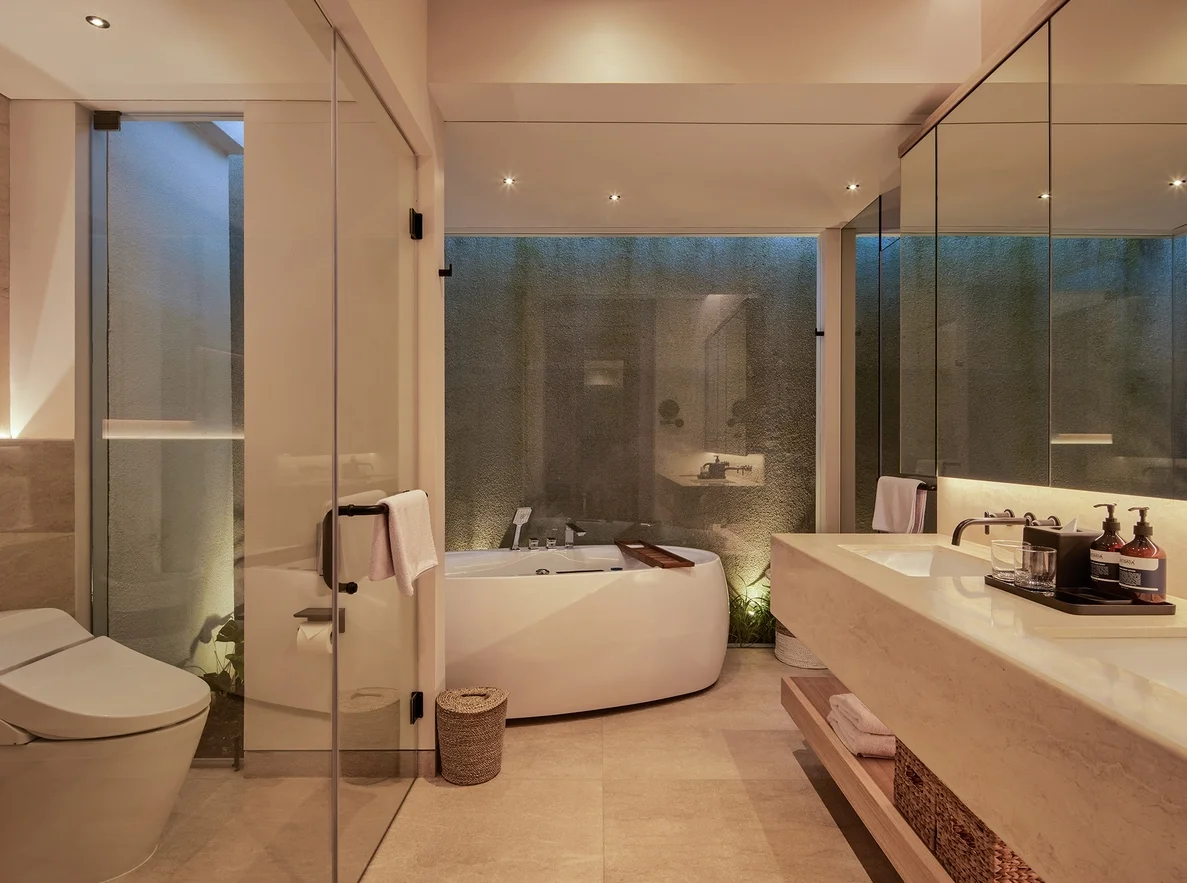 Luxury 6-Bedroom Smart Villa in Canggu – 34m Infinity Pool, Rooftop & Outdoor Cinema — image 6