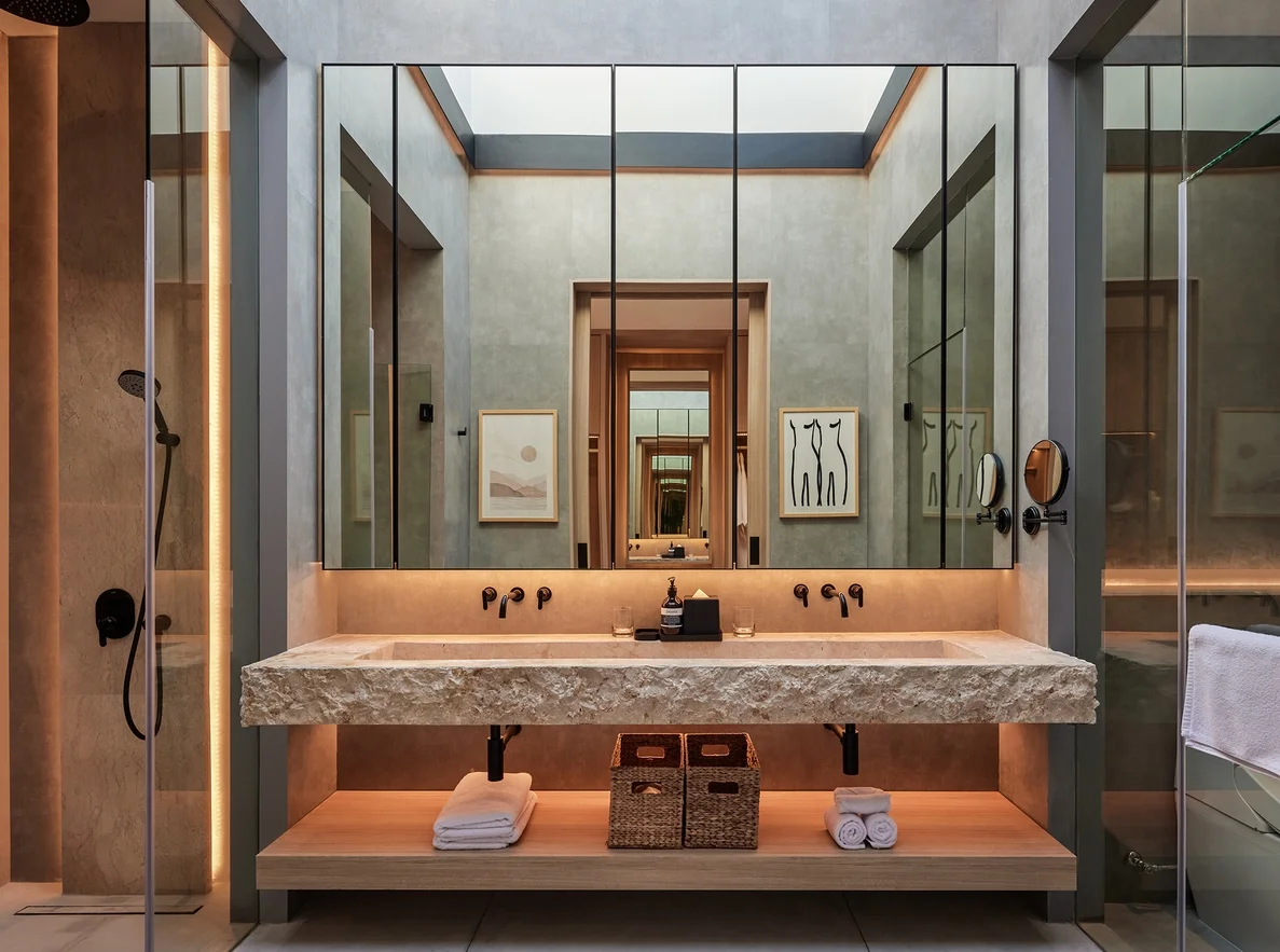 Luxury 6-Bedroom Smart Villa in Canggu – 34m Infinity Pool, Rooftop & Outdoor Cinema — image 13