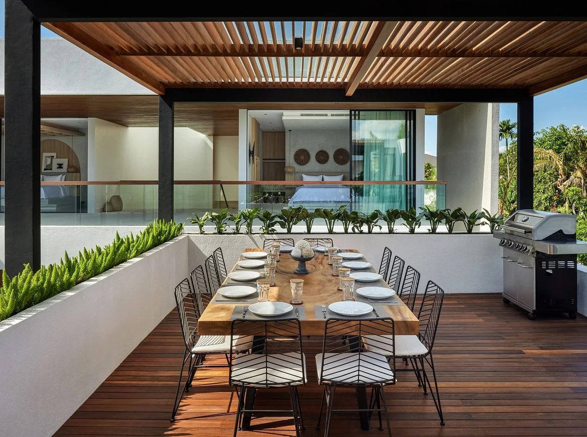 Luxury 6-Bedroom Smart Villa in Canggu – 34m Infinity Pool, Rooftop & Outdoor Cinema — image 10