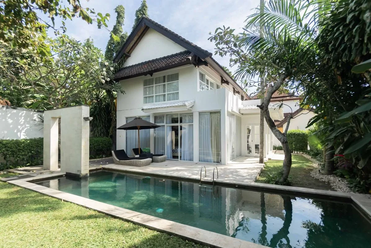 2BR Elegant Paris-Themed Villa with Private Pool in Seminyak – BVI65633