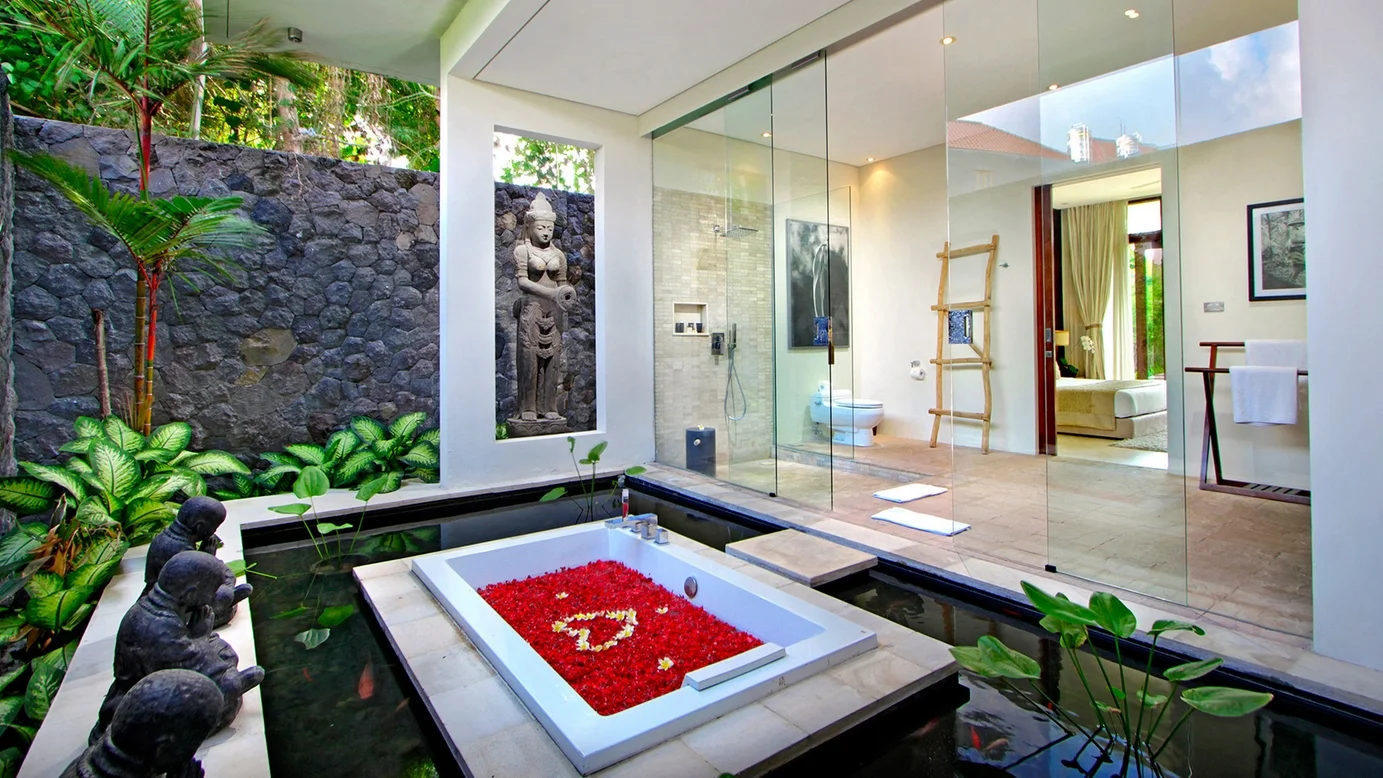 Party-Ready 5BR Villa w/ Pool, DJ Booth & Rooftop Lounge in Berawa – BVI2133 — image 17