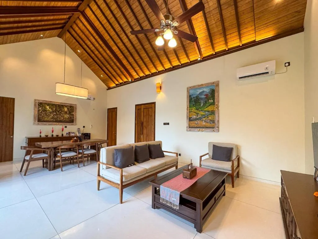 2-Bedroom Villa with Private Pool & Jacuzzi in Ubud – Peaceful Villas — image 11
