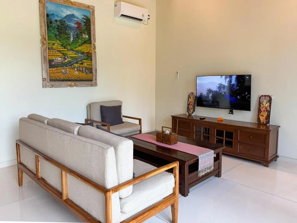 2-Bedroom Villa with Private Pool & Jacuzzi in Ubud – Peaceful Villas — image 14