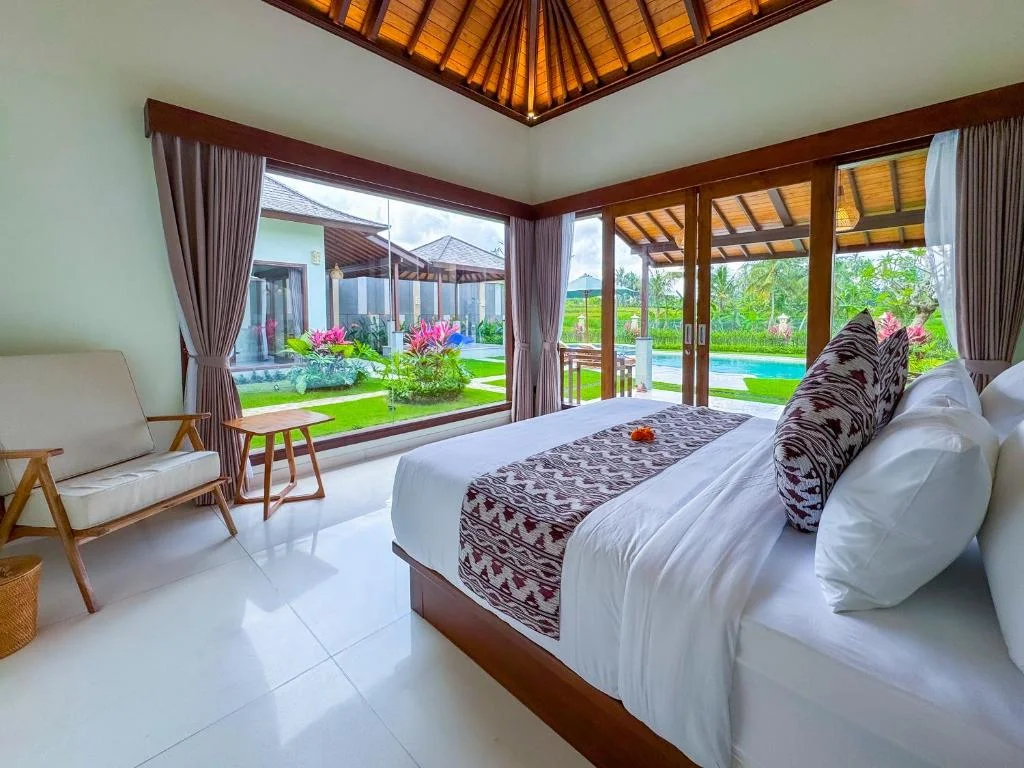 2-Bedroom Villa with Private Pool & Jacuzzi in Ubud – Peaceful Villas — image 16