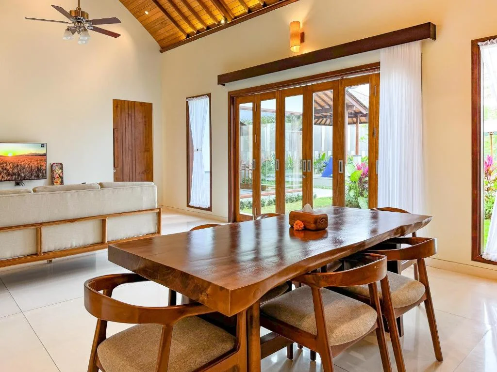 2-Bedroom Villa with Private Pool & Jacuzzi in Ubud – Peaceful Villas — image 15