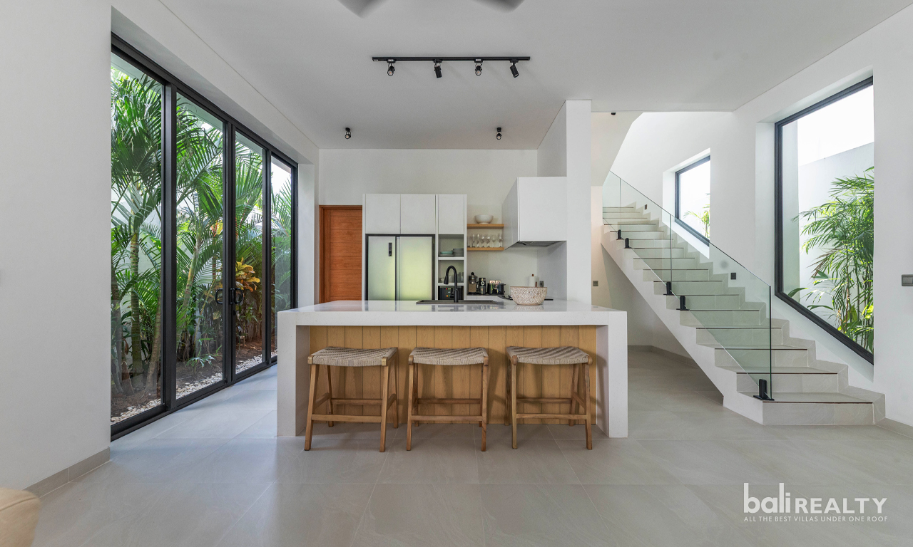 River view 3 bedroom Villa in Central Pererenan Beachside – 3010 — image 4
