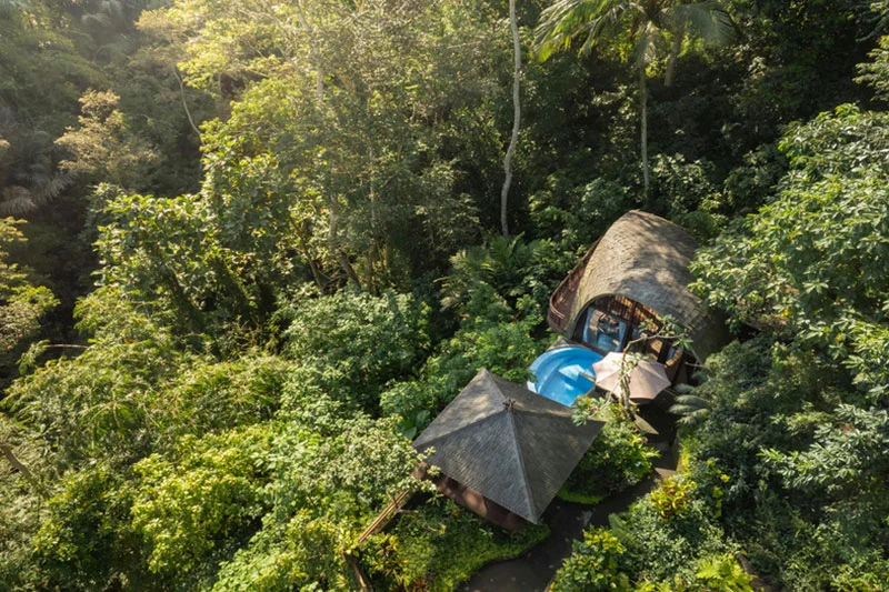 Private 9BR Retreat in the Middle of Ubud Forest with River & Nature Views — image 7