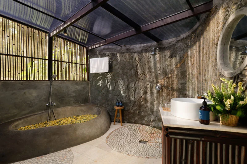 Private 9BR Retreat in the Middle of Ubud Forest with River & Nature Views — image 18