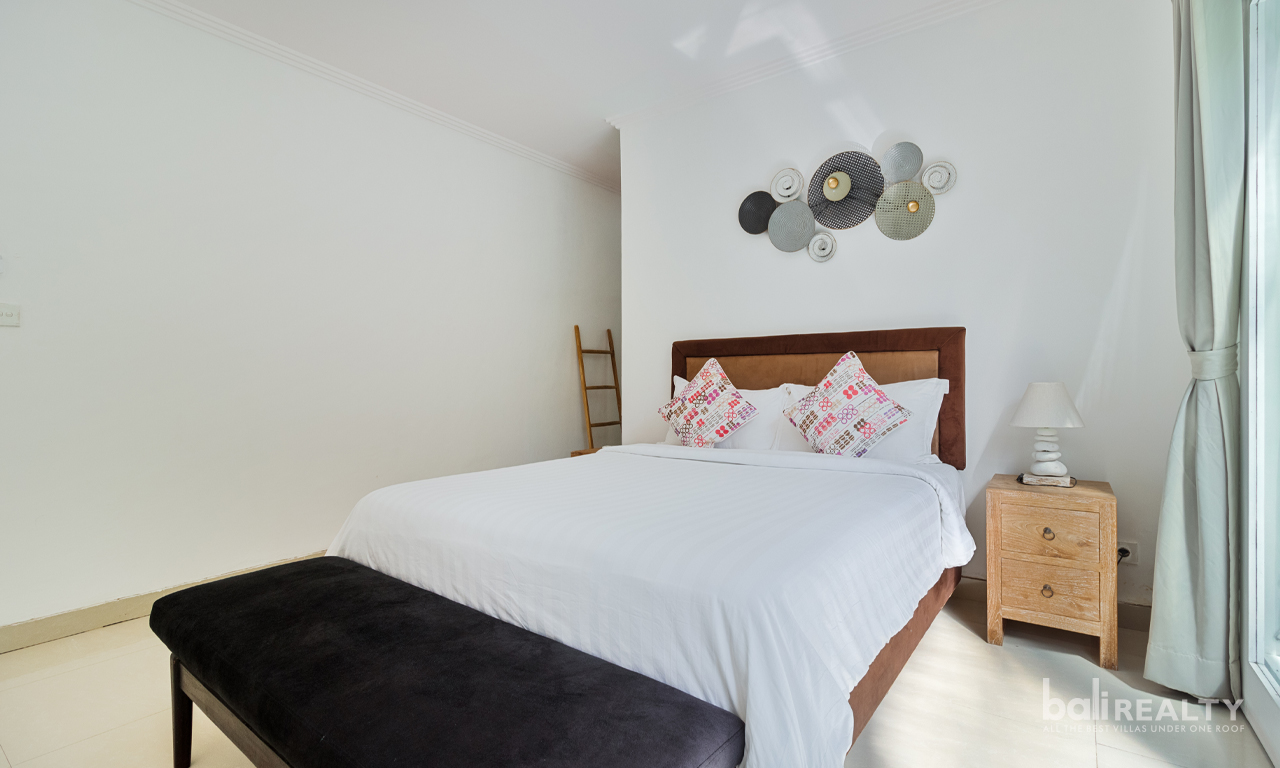 Three-Bedroom Freehold Villa Close to Seminyak – Ideal for Living or Investment 2983 — image 15